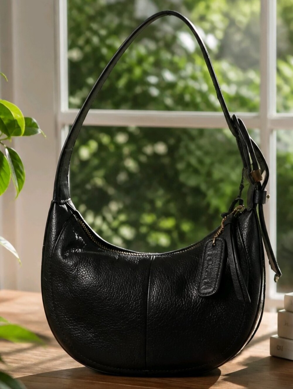 Rare Fossil Black Cowhide Leather Crescent Shoulder Bag Brass Hardware